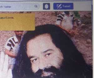 Now show the path to the devotees tweet Deramuki