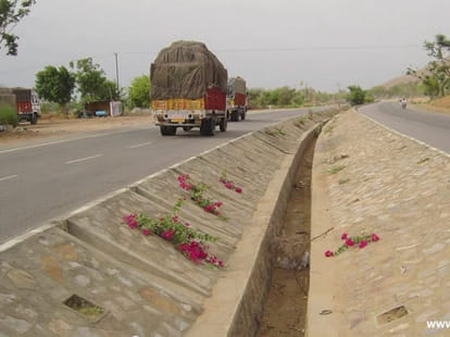satyamev jayte on road accidents issue.