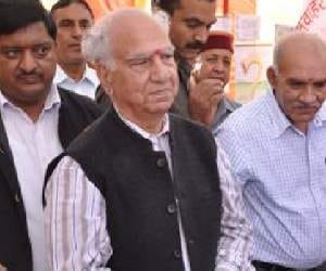 MP shanta kumar in kangra.