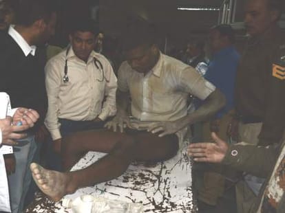 Under Construction Building Fell in Loni, Ghaziabad; 40 Feared Trapped