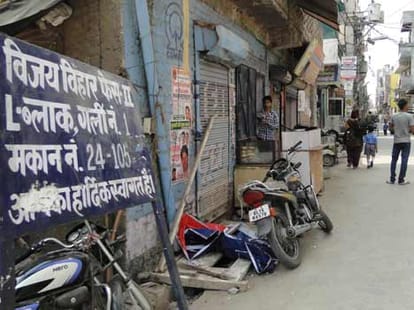 Delhi police constable jagbeer singh murder case, 2 arrest.