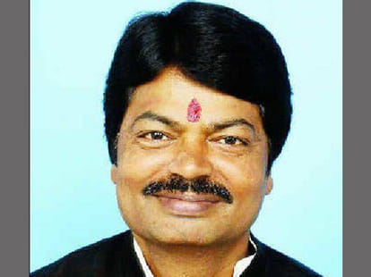 trafficker_arrested_lens_on_maoist_link.