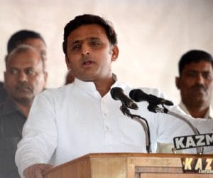 govt to help film maker who will shoot in UP.