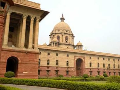 Attendance in Goverment Ministries Improved - Modi Effect