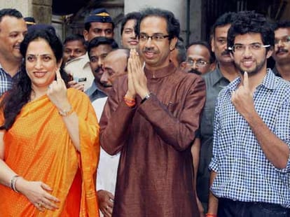 BJP Plan to Form Government in Maharashtra - Maharashtra Chief Minister Decision Pending