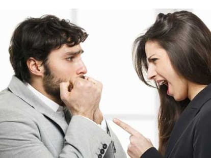 signs of bad boss