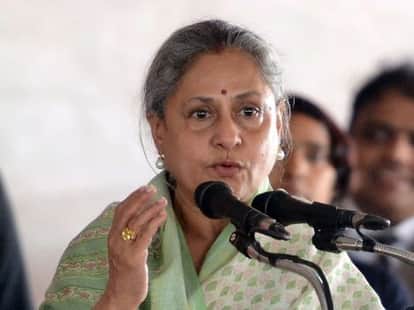 jaya bachchan says life of akhilesh and abhishek are same.