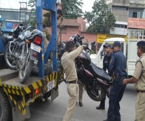 dehradun police seized vehicle.