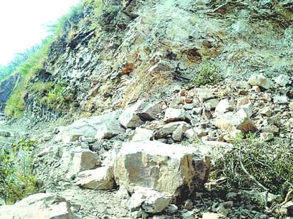 chamba Holly tunnel leakage power project resembled destruction.