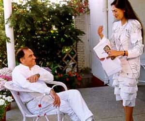 know the actress simi garewal
