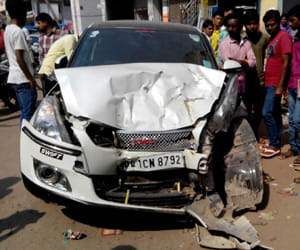 Swift car rams in tempo, one dead