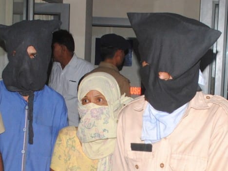 robbery in advocate house, Conspiracy hatched by maid