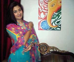 HC notices APP on Alka Lamba porn photo case.