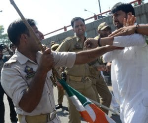 lathi charge on youth congress workers