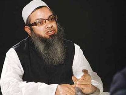 Muslim Sullying Islam: Madani