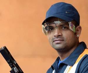 vijay kumar won gold medal in national games.