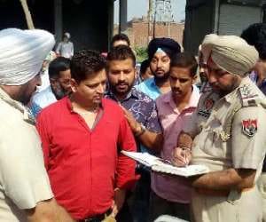 robbery of 7.5 lakhs from tour and travel staff