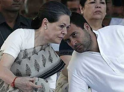 BJP is the Biggest Party in Maharashtra Assembly Elections
