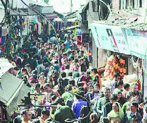 30 crore business on the occasion of dhanteras in shimla and sirmaur.