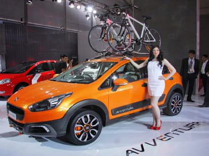 Hyundai i20 active VS Fiat Avventura