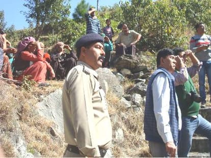car accident at sirmaur, four died.