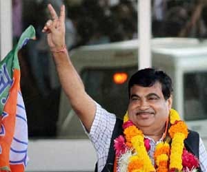 union minister nitin gadkari manali visit.