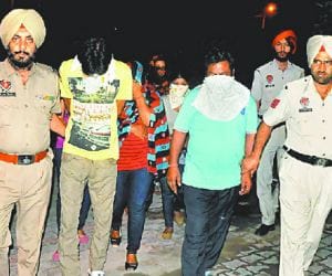 sex racket busted in sociaty flat zirakpur