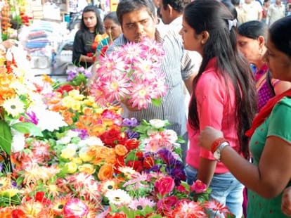 assocham report about the valentine day week sales