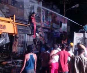 fire in cracker's shop in rajasthan