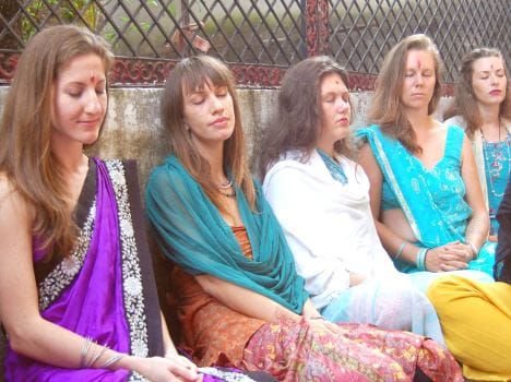 american woman worshiped in haridwar.
