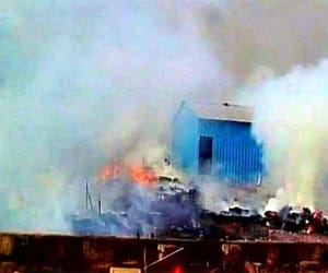 fire in slum area of delhi and gurgaon