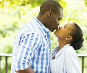 kissing ban in zimbabwe university