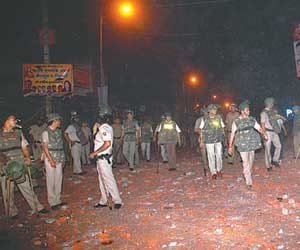 Community tensions in Delhi Trilokpuri.