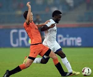 delhi defeat chennai in isl.
