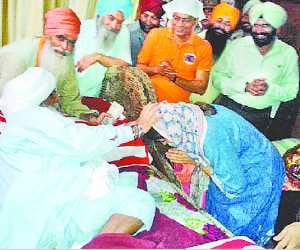 for granddaughter menka gandhi went dera Hnsali