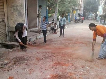 communal clash in trilokpuri delhi, life in trouble.