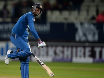 LIVE: India vs Srilanka, 2nd ODI.