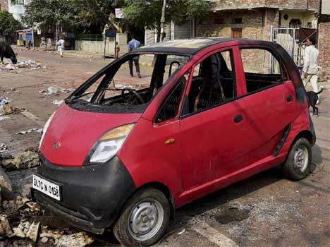 eunuchs gave lesson of peace to trilokpuri
