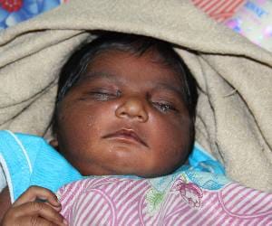 baby found in train at charbagh station.