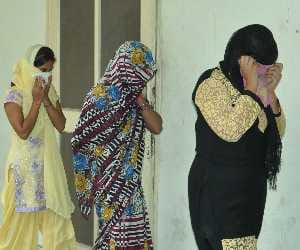 Hotels raids, holding five pairs in suspicious circumstances