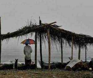 more than ten died and 300 missing in srilanka in landslide
