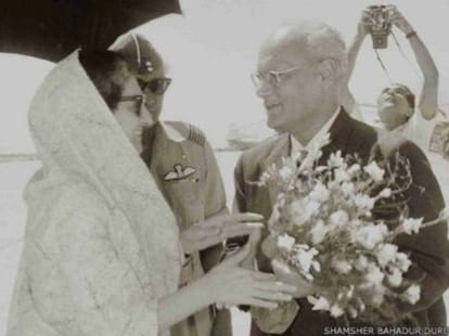 photographer shamsher bahadur and indra gandhi