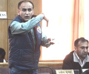 mc shimla monthly meeting, counsellor walkout.