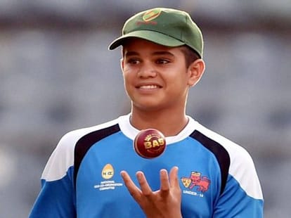 Sachin s Son, Arjun, to Tour South Africa.