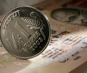 modi will lauch insurance scheme in kolkata