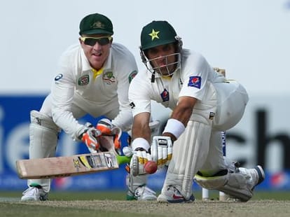 Abu Dhabi test: Pakistan Vs australia, 4th Day.