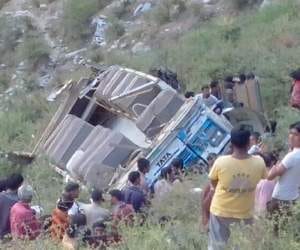 three people killed in bus eccident at ramban