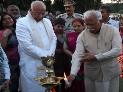 governor kaptan singh solanki controversial statement about geeta