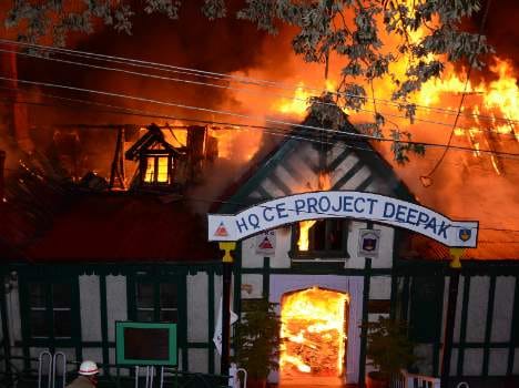fire inccident at shimla minto court