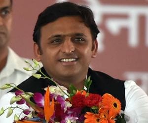 We are with Modi govt on development issue says Akhilesh Yadav.